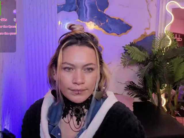 alonddra-tay, BongaCams üzerinde canlı