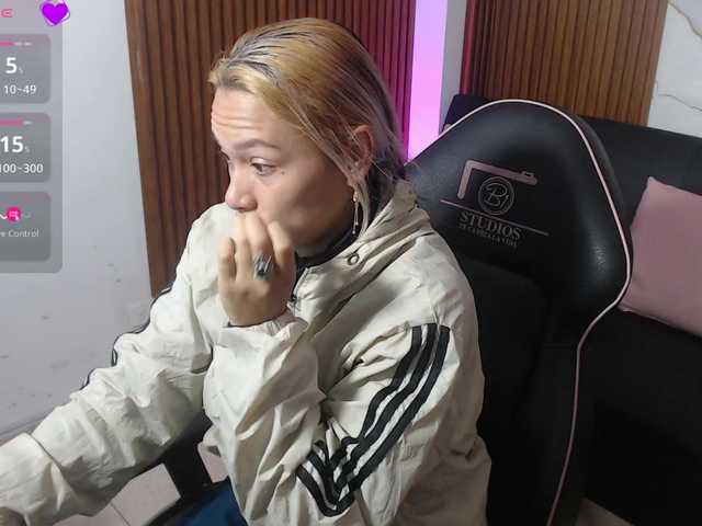 alonddra-tay live webcam show