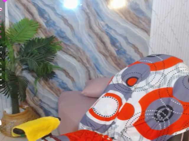 alonddra-tay live cam on BongaCams