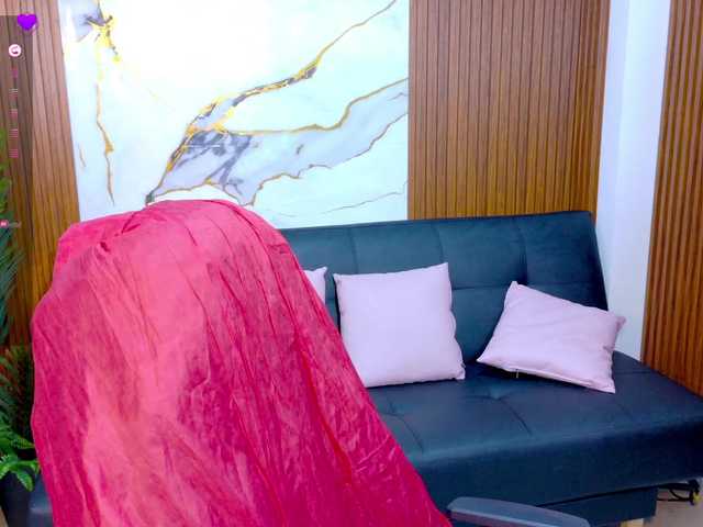 alonddra-tay live cam on BongaCams