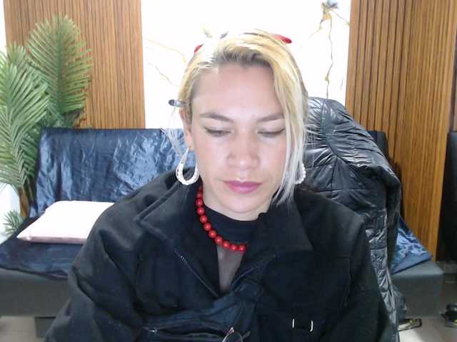 alonddra-tay cam belle