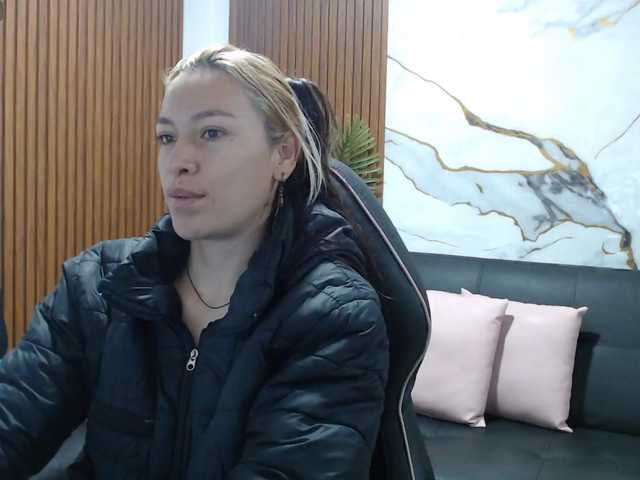 alonddra-tay live webcam show