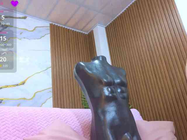 alonddra-tay webcam
