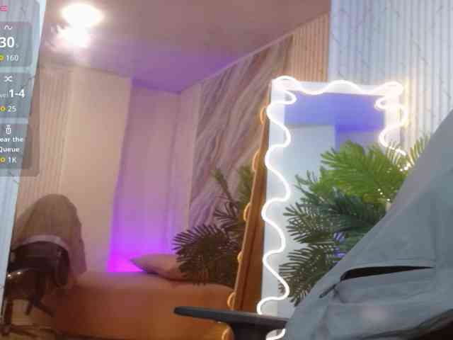 alonddra-tay webcam