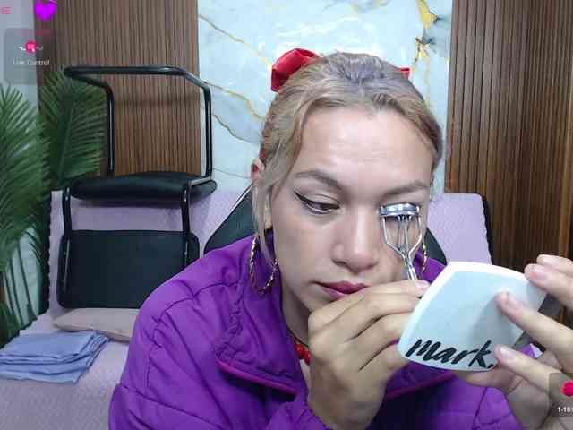 alonddra-tay webcam