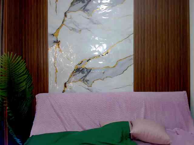 alonddra-tay webcam