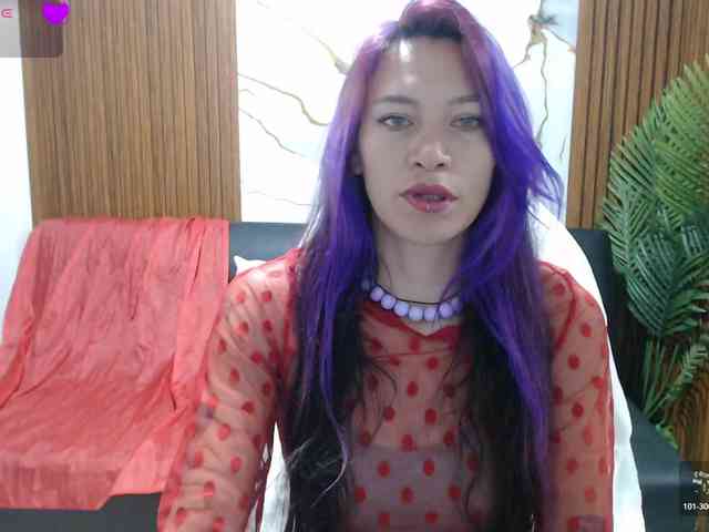 alonddra-tay webcam
