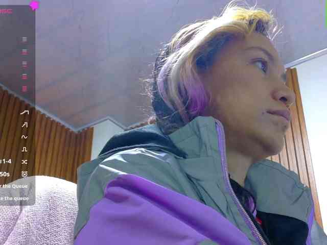 alonddra-tay webcam