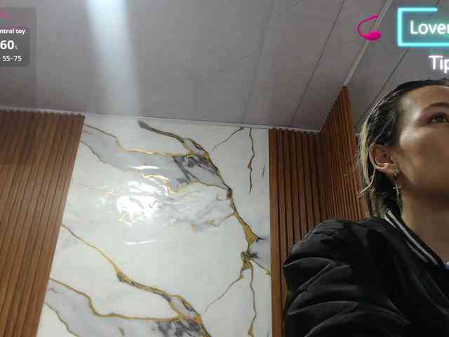 alonddra-tay webcam