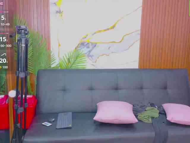 alonddra-tay webcam