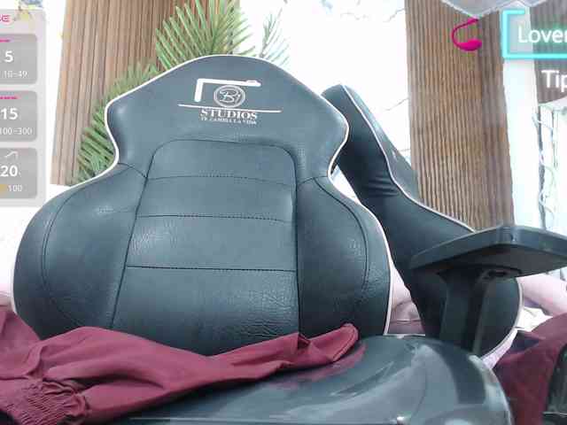 alonddra-tay webcam