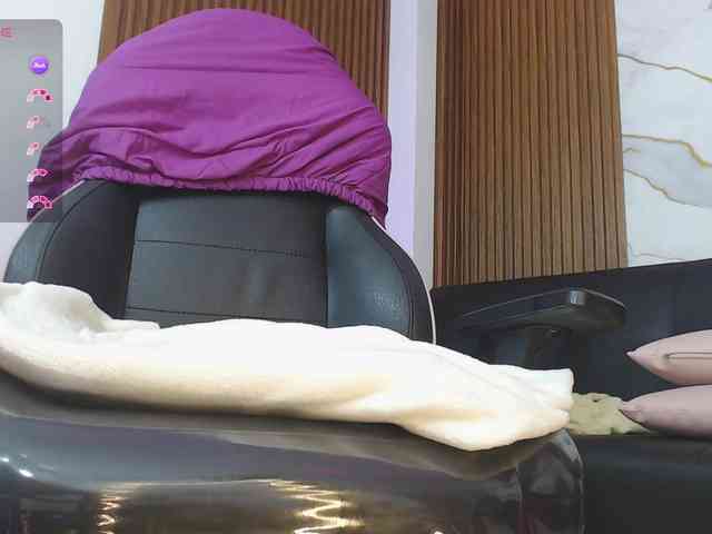 alonddra-tay webcam