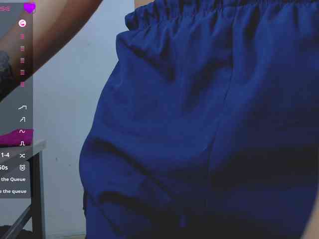 alonddra-tay webcam