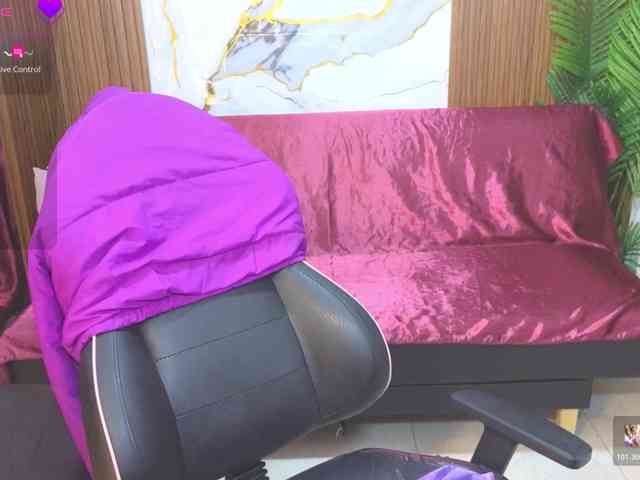 alonddra-tay webcam