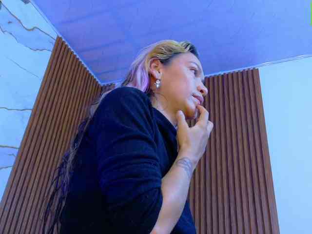 alonddra-tay alonddra-tay