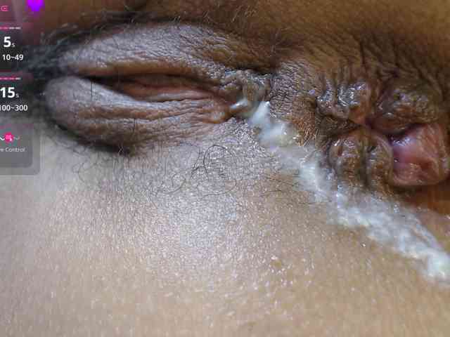 alonddra-tay webcam