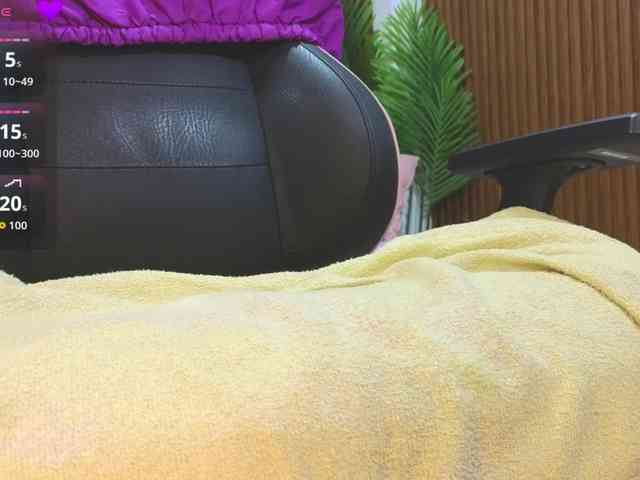 alonddra-tay webcam
