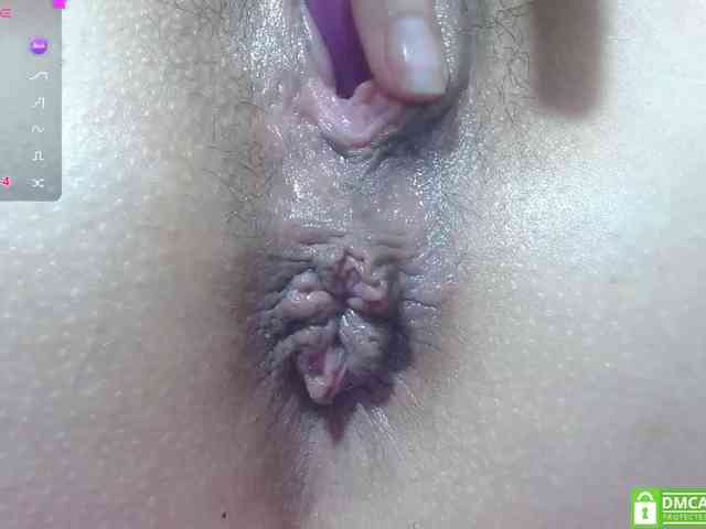 alonddra-tay webcam