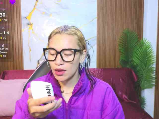 alonddra-tay alonddra-tay