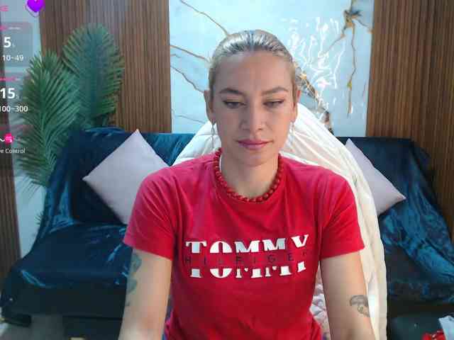 alonddra-tay webcam