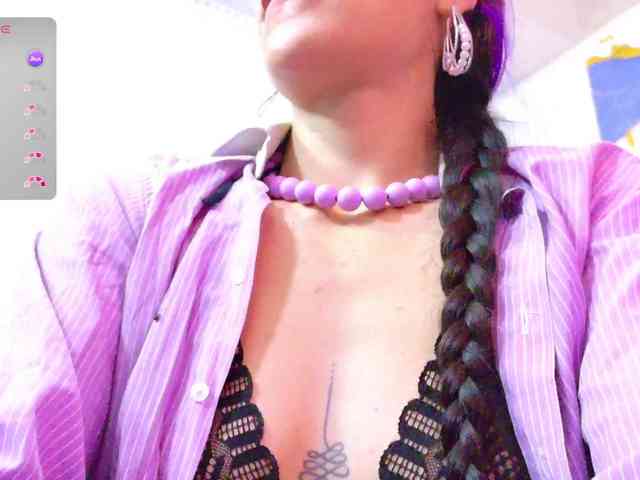 alonddra-tay webcam