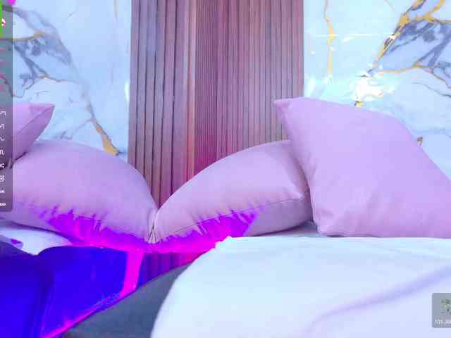 alonddra-tay webcam