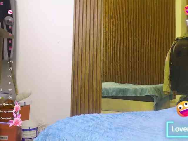 alonddra-tay webcam