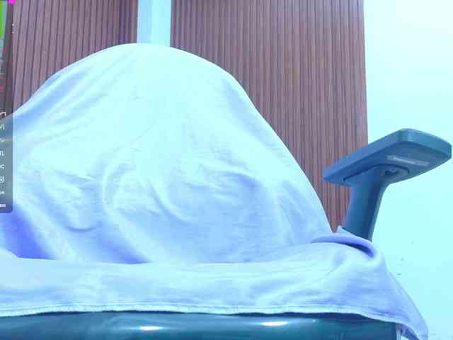 alonddra-tay webcam