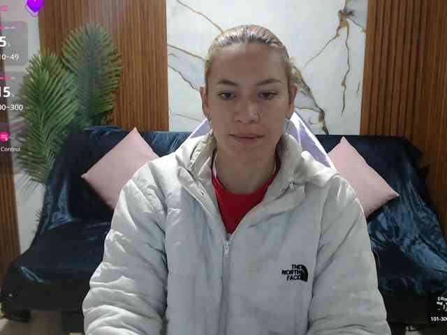 alonddra-tay webcam