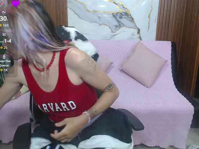 alonddra-tay webcam
