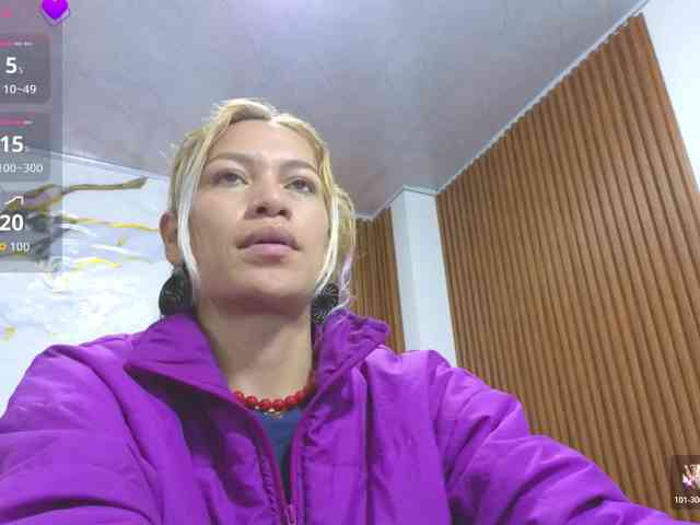 alonddra-tay webcam