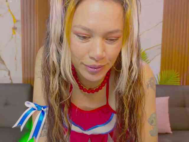 alonddra-tay