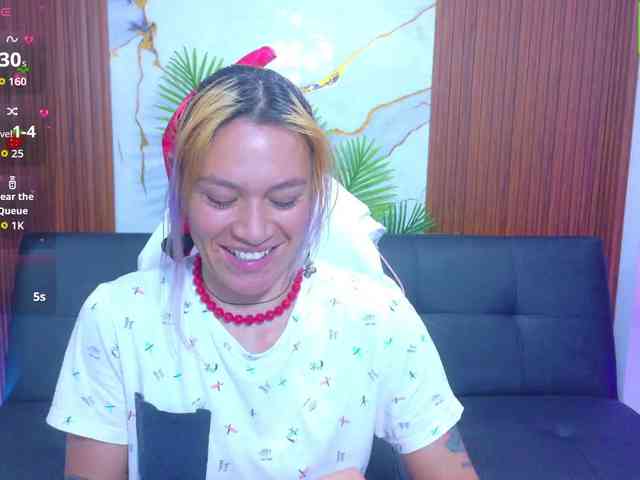 alonddra-tay webcam