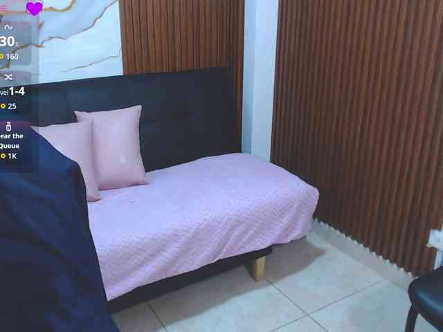 alonddra-tay webcam