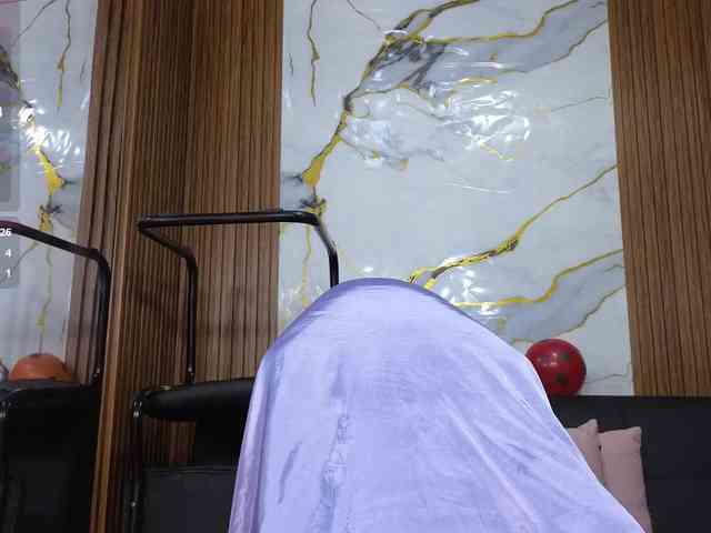 alonddra-tay webcam