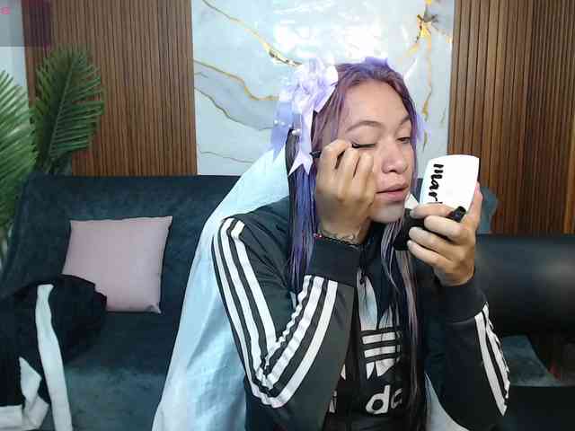 alonddra-tay webcam