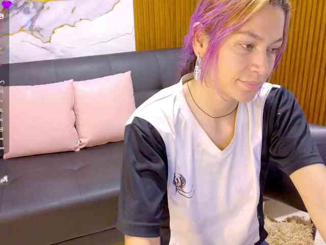 alonddra-tay webcam