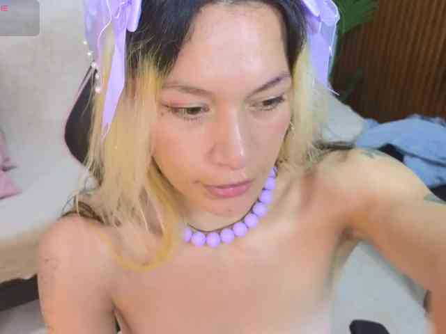 alonddra-tay webcam