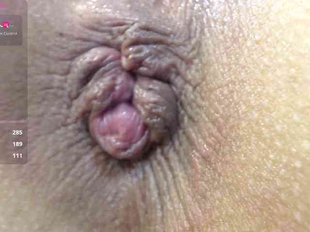 alonddra-tay webcam