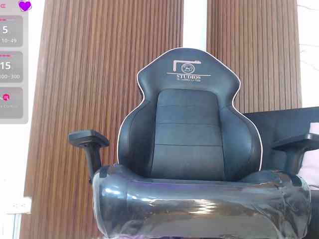 alonddra-tay webcam