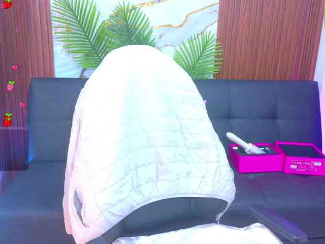 alonddra-tay webcam