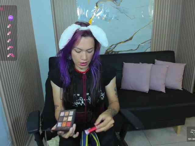 alonddra-tay webcam