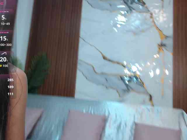 alonddra-tay webcam