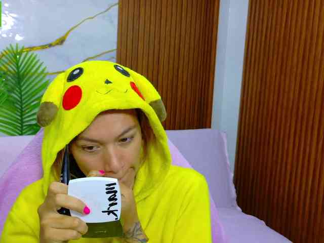 alonddra-tay's live room