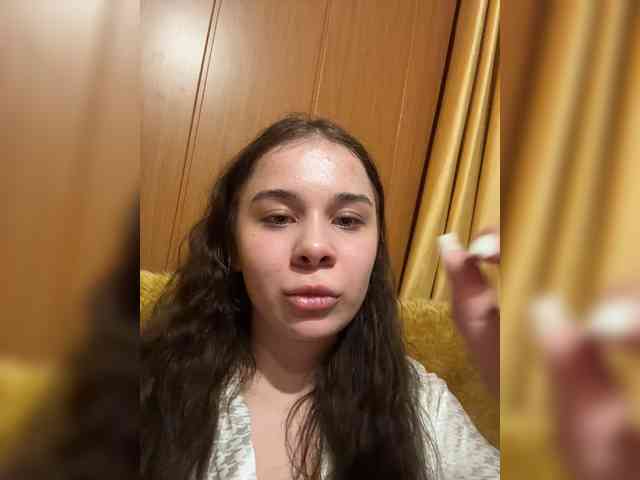 Модель: candyflipgirl
