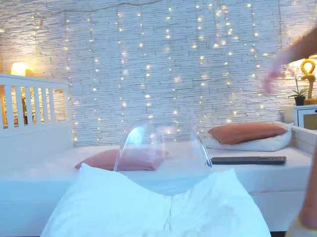 Mari-Lou live cam on BongaCams