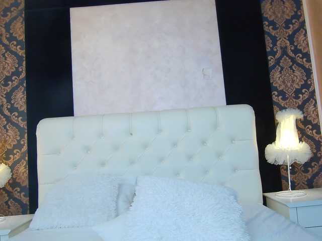 mari-lou cam belle