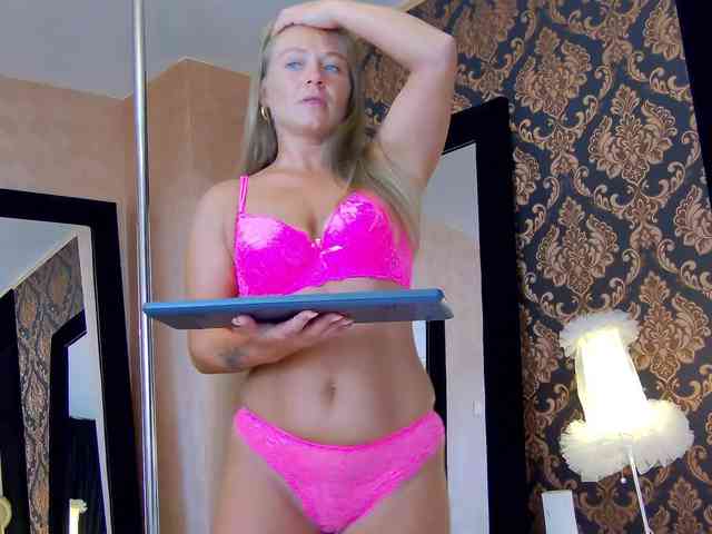 Mari-Lou webcam