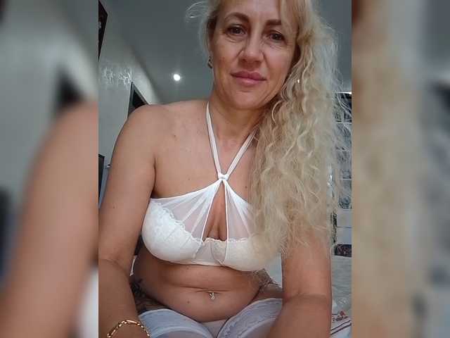KissMiSveet1234 mature live cam