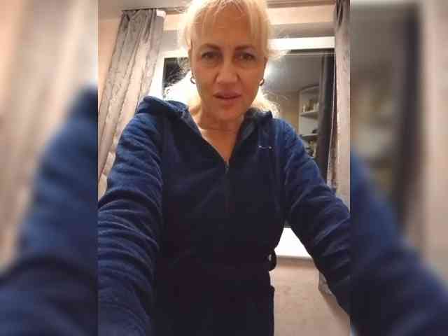 KissMiSveet1234 webcam